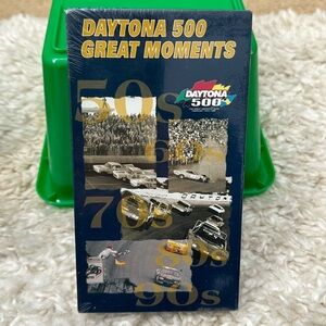 🎁5/$10🎁 Daytona 500 Great Moments 50's-90's (1998) - VHS
